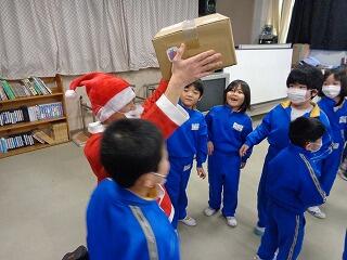 サンタからプレゼントをもらいました！